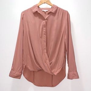 Beach Lunch Lounge pink hi low button blouse M